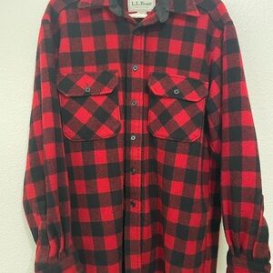 L.L. Bean Men's Red and Black Buffalo Plaid Checkered WoolShirt